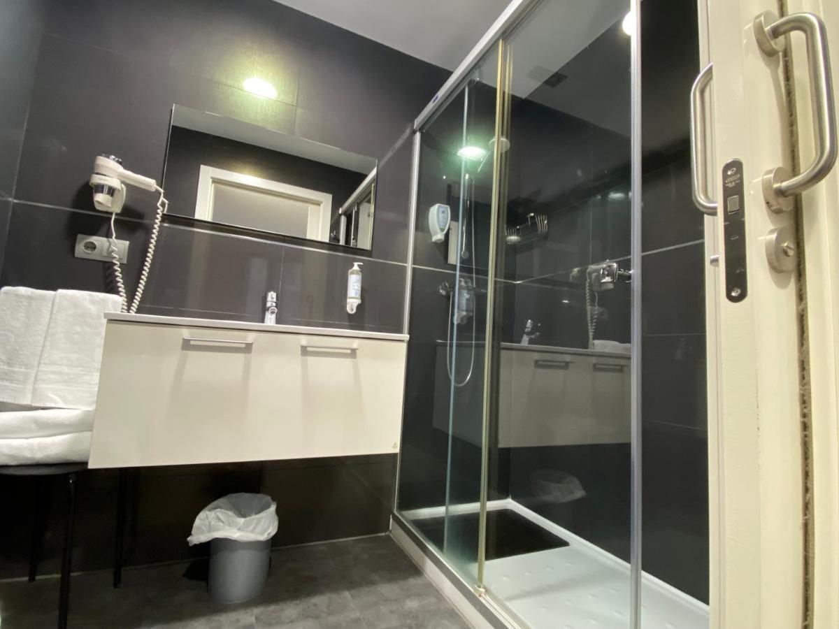Gros City Apartments Сан-Себастьян Экстерьер фото