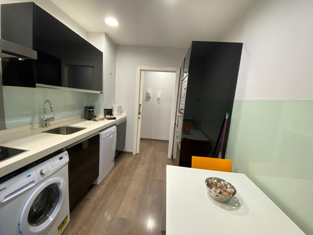 Gros City Apartments Сан-Себастьян Экстерьер фото