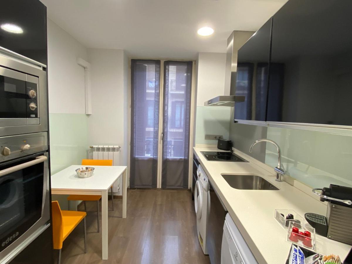 Gros City Apartments Сан-Себастьян Экстерьер фото